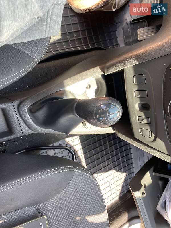 Универсал Renault Logan 2016 в Тернополе