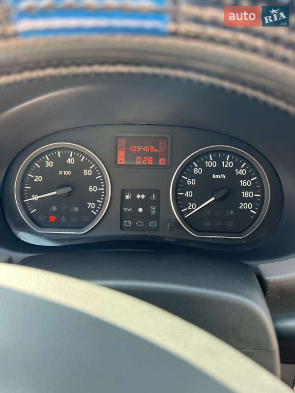 Седан Renault Logan 2010 в Коломые