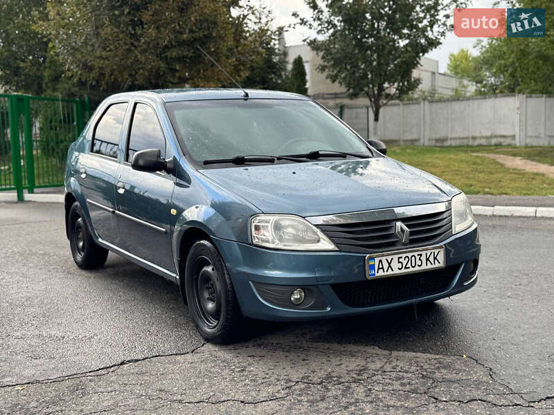 Седан Renault Logan 2010 в Харькове