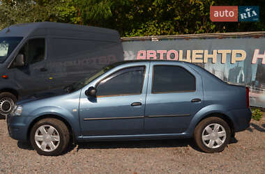 Седан Renault Logan 2010 в 
