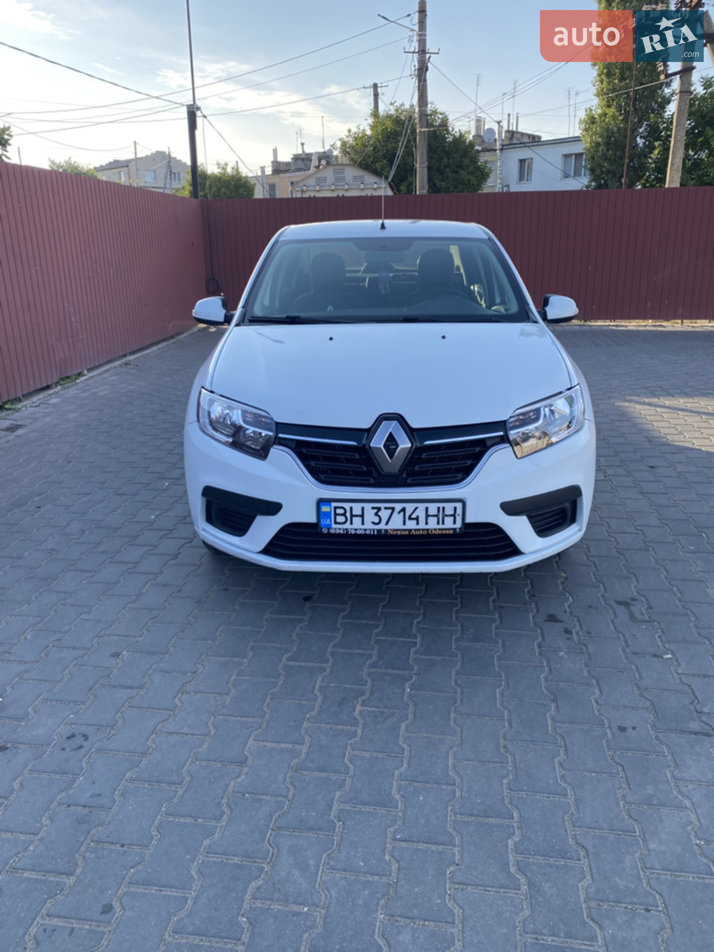 2017 Renault Logan - мініатюра 2