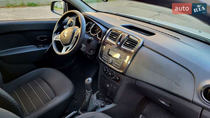 Седан Renault Logan 2020 в Киеве