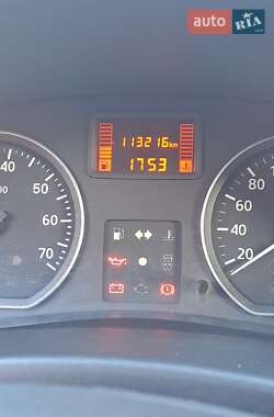 Седан Renault Logan 2010 в 