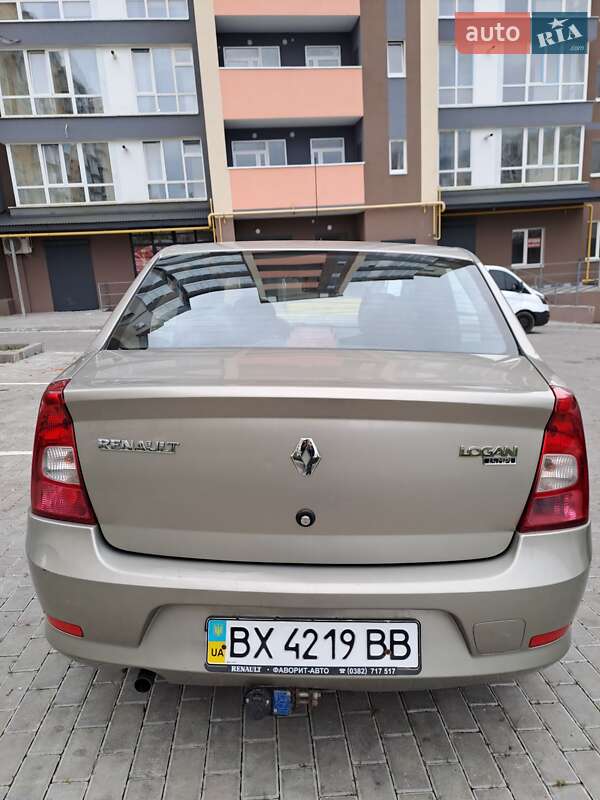 Седан Renault Logan 2010 в Хмельницькому фото 9 Седан Renault Logan 2010 в Хмельницькому