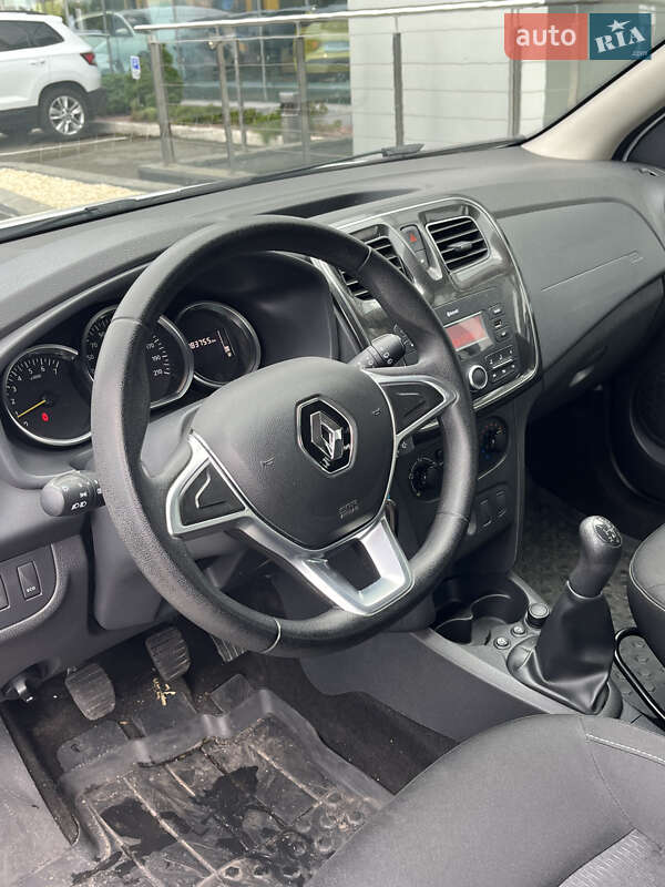 Универсал Renault Logan 2019 в Киеве