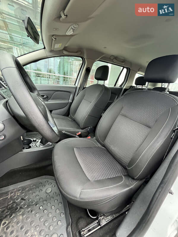 Универсал Renault Logan 2019 в Киеве
