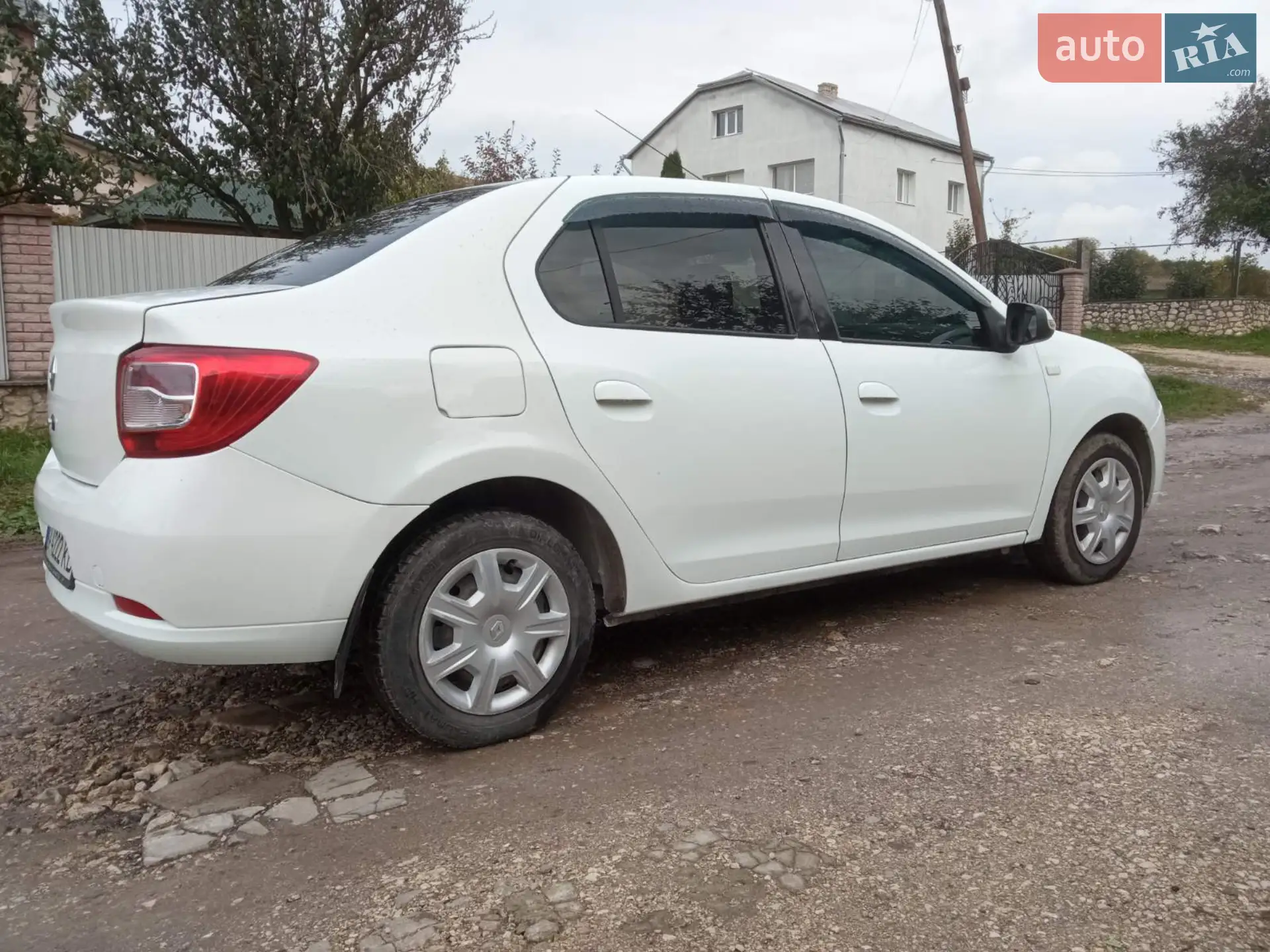 2013 Renault Logan - мініатюра 4