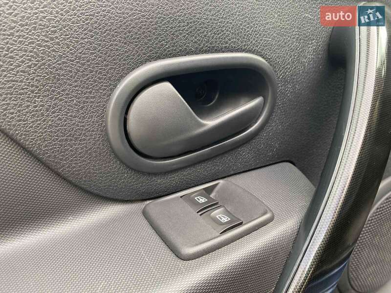 Универсал Renault Logan 2019 в Николаеве