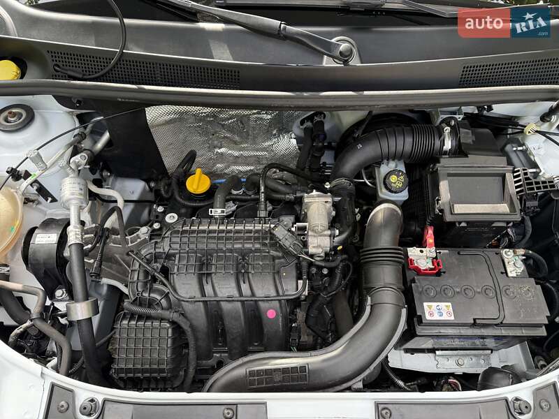 Седан Renault Logan 2019 в Києві