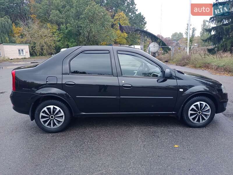 Седан Renault Logan 2011 в Полтаве фото 2 Седан Renault Logan 2011 в Полтаве