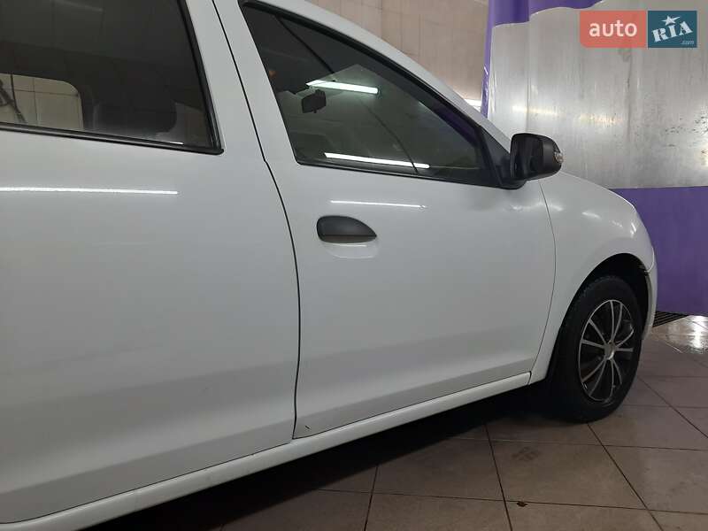 Седан Renault Logan 2013 в Боярке фото 33 Седан Renault Logan 2013 в Боярке