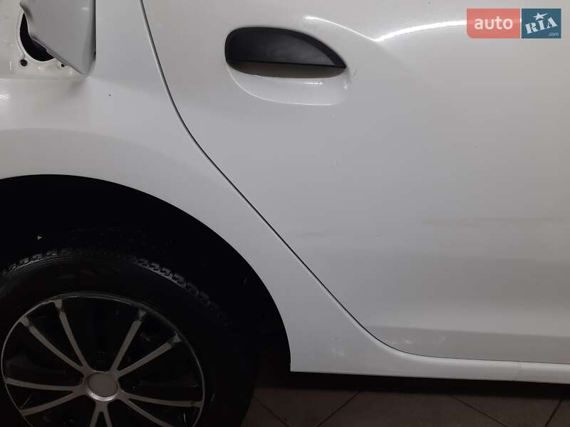 Седан Renault Logan 2013 в Боярке фото 46 Седан Renault Logan 2013 в Боярке