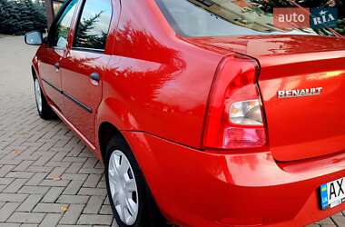 Седан Renault Logan 2011 в 