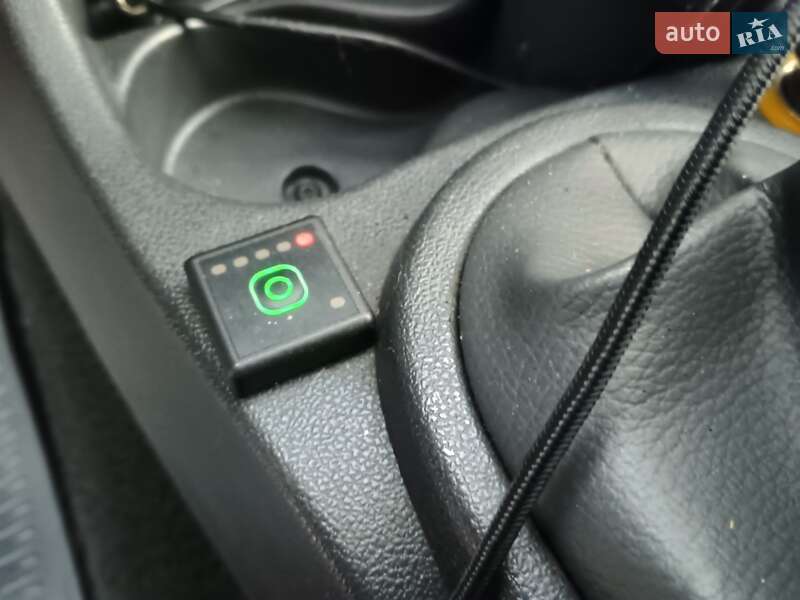 Седан Renault Logan 2011 в Харькове фото 17 Седан Renault Logan 2011 в Харькове