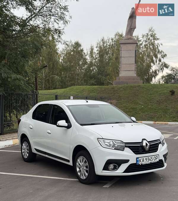 Седан Renault Logan 2017 в Киеве