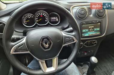 Седан Renault Logan 2020 в Богуславе