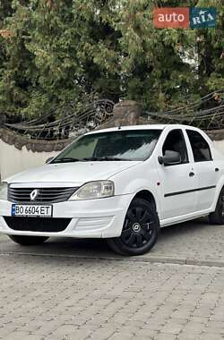 Седан Renault Logan 2010 в 