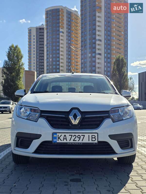 Renault Logan 2017
