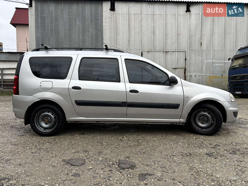 Універсал Renault Logan 2010 в Кам'янець-Подільському фото 9 Універсал Renault Logan 2010 в Кам'янець-Подільському