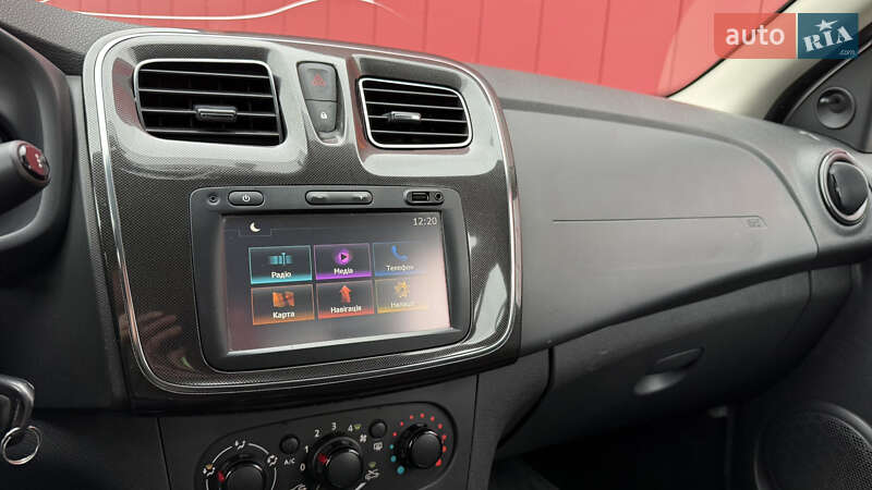 Седан Renault Logan 2017 в Киеве фото 25 Седан Renault Logan 2017 в Киеве