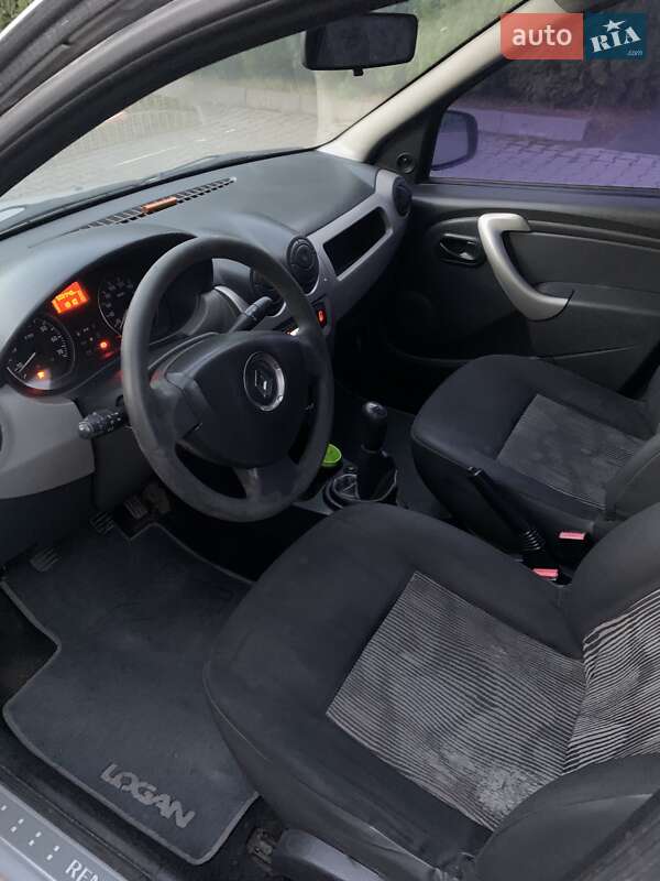 Седан Renault Logan 2011 в Хмельницком фото 5 Седан Renault Logan 2011 в Хмельницком