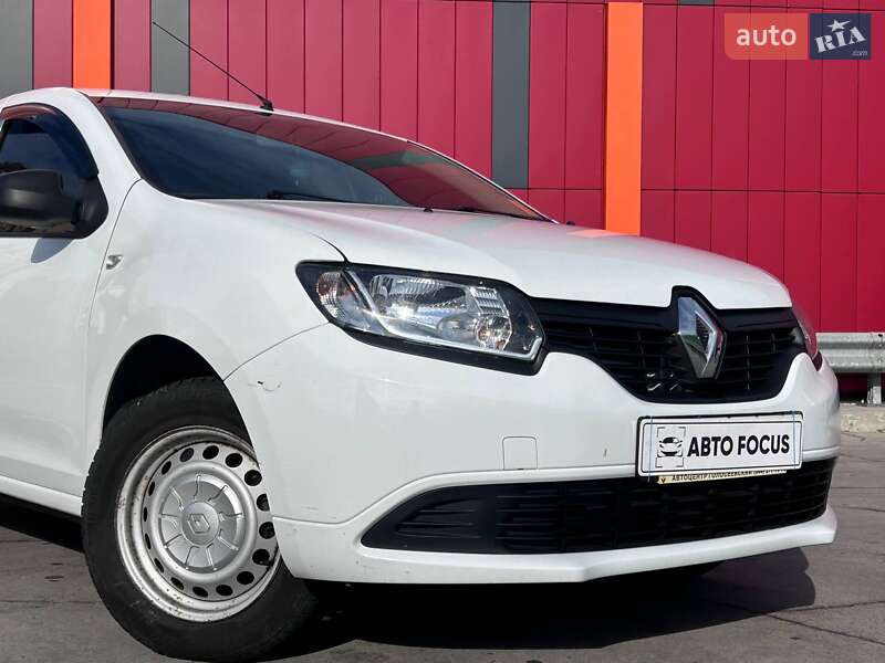 Седан Renault Logan 2014 в Киеве фото 3 Седан Renault Logan 2014 в Киеве