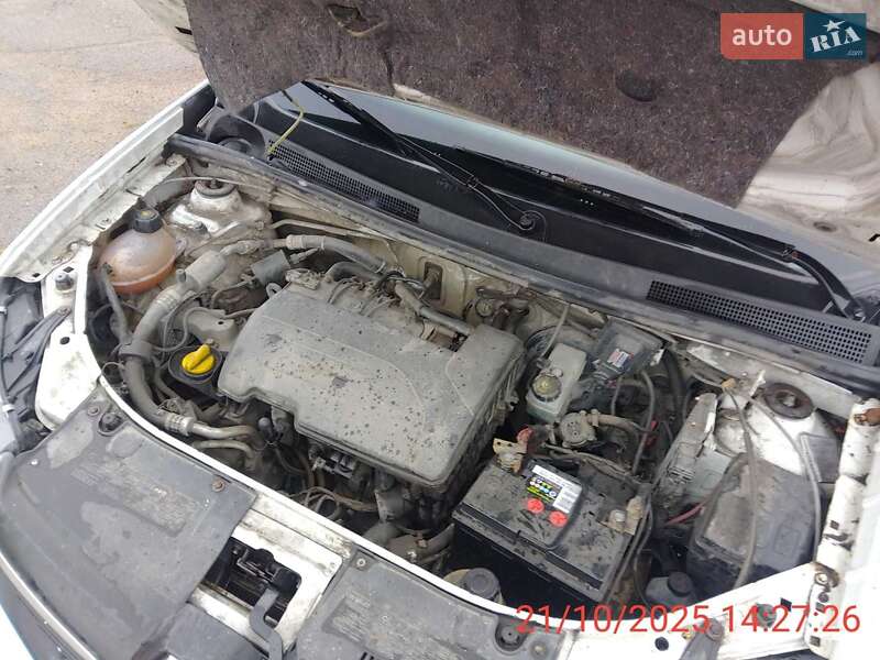 Седан Renault Logan 2013 в Запорожье