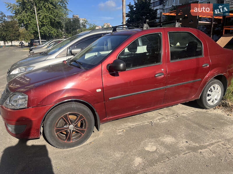 Седан Renault Logan 2011 в Киеве