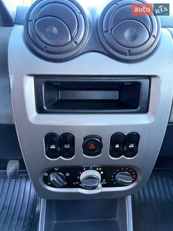 Седан Renault Logan 2009 в Первомайске фото 11 Седан Renault Logan 2009 в Первомайске