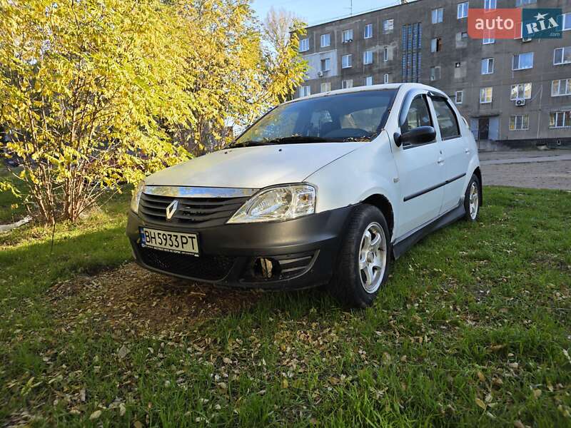 Седан Renault Logan 2010 в Белгороде-Днестровском