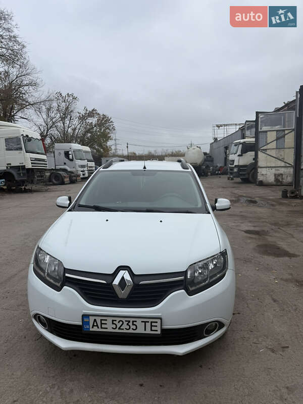 Renault Logan 2015