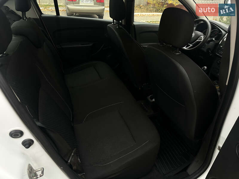 Седан Renault Logan 2019 в Днепре фото 15 Седан Renault Logan 2019 в Днепре