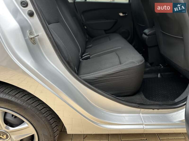 Седан Renault Logan 2018 в Одессе