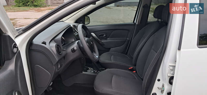 Универсал Renault Logan 2019 в Желтых Водах фото 19 Универсал Renault Logan 2019 в Желтых Водах