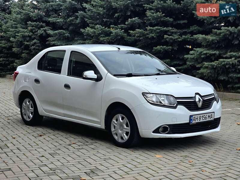 Седан Renault Logan 2013 в Харкові
