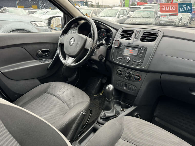 Седан Renault Logan 2016 в Києві фото 6 Седан Renault Logan 2016 в Києві
