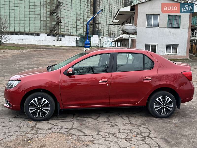 Седан Renault Logan 2013 в Малой Виске