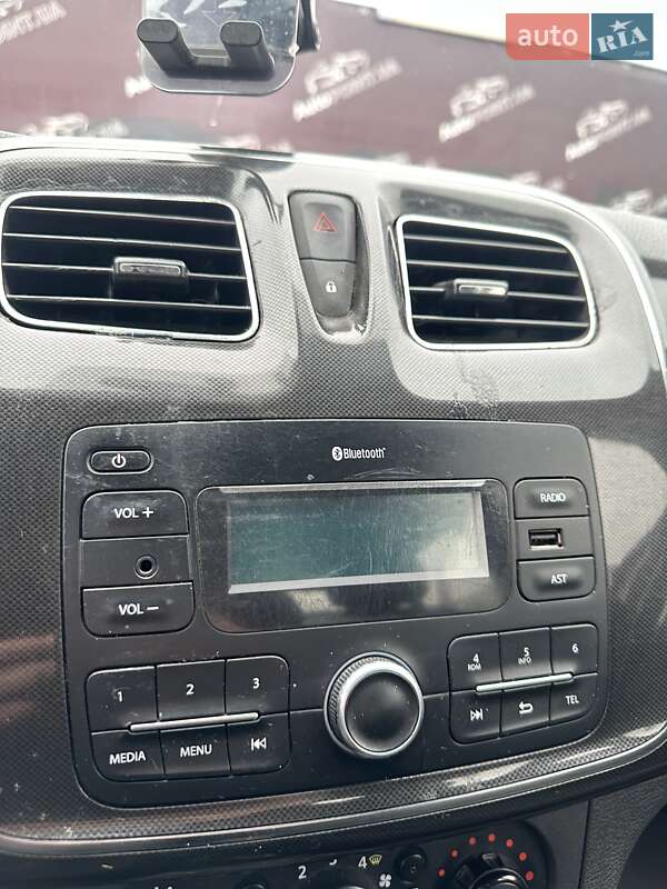 Седан Renault Logan 2019 в Сумах