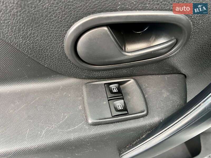 Седан Renault Logan 2016 в Львове фото 16 Седан Renault Logan 2016 в Львове