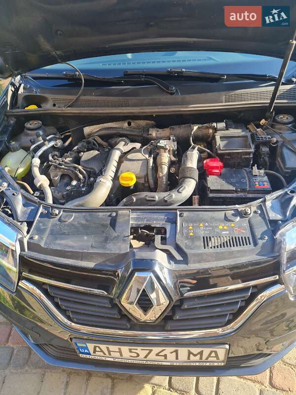 Седан Renault Logan 2019 в Черновцах