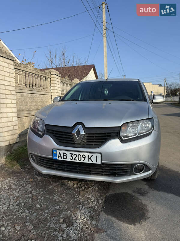 Renault Logan 2013 Renault Logan 2013