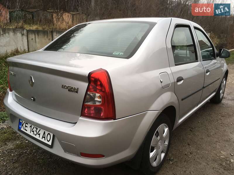 Седан Renault Logan 2012 в Белой Церкви