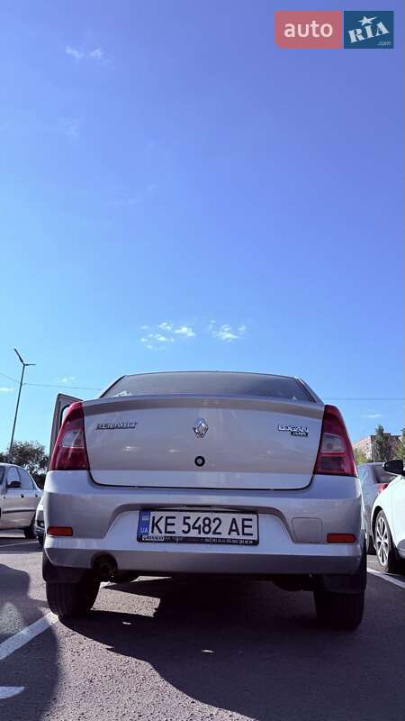 Седан Renault Logan 2010 в Дніпрі