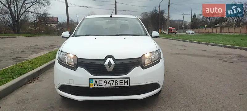 Renault Logan 2015