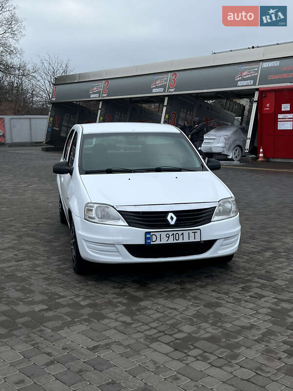 Renault Logan 2012 Renault Logan 2012