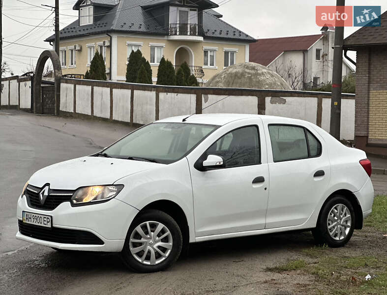 Седан Renault Logan 2013 в Прилуках