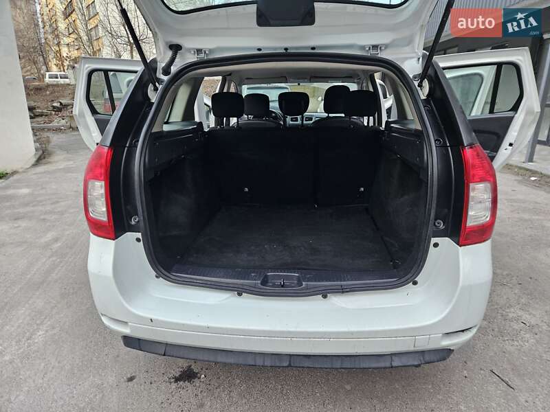 Універсал Renault Logan 2015 в Вінниці фото 55 Універсал Renault Logan 2015 в Вінниці