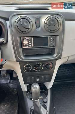 Седан Renault Logan 2014 в Хмельницком