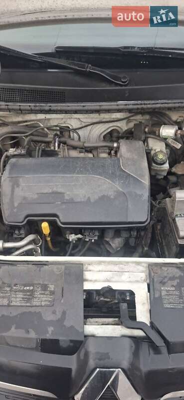 Седан Renault Logan 2013 в Киеве