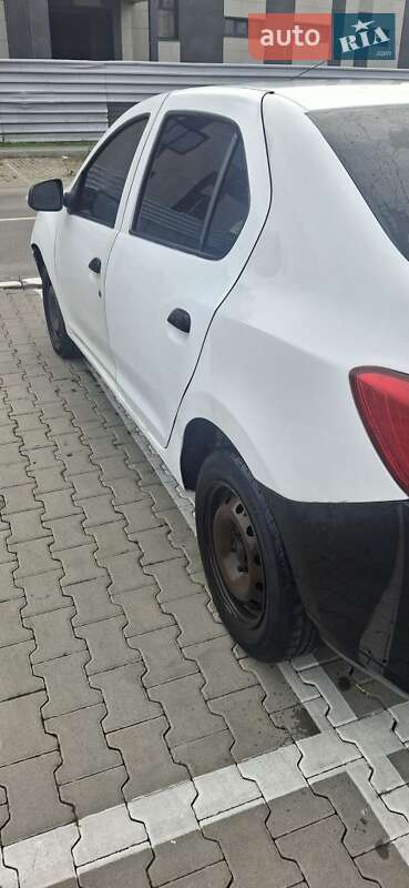 Седан Renault Logan 2013 в Киеве